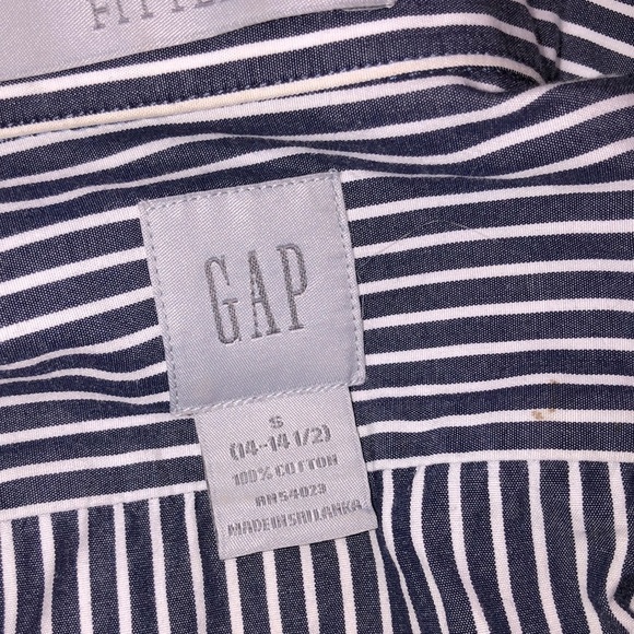 Gap fitted button down shirt striped size small - Picture 7 of 8